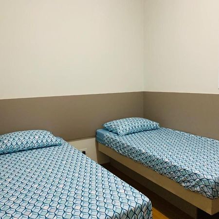 APARTAMENTO INTEIRO COM WiFi 70MB, AR CONDICIONADO, PROXIMO AO ESTADIO DO CAFÉ Londrina Exterior foto